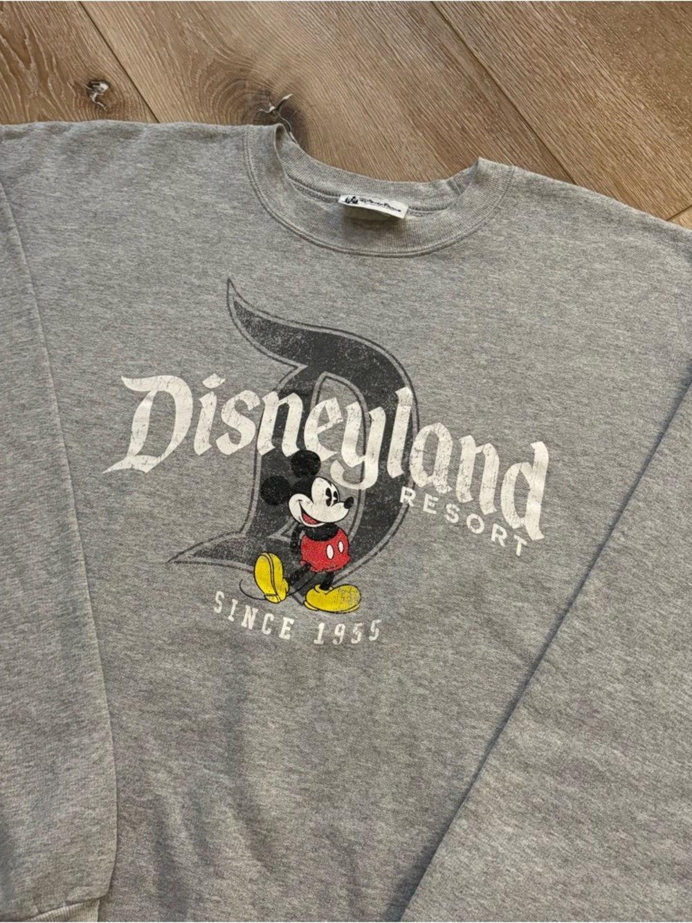 Disneyland Resort Vintage Mickey Pullover Sweater - XL Unisex Gray